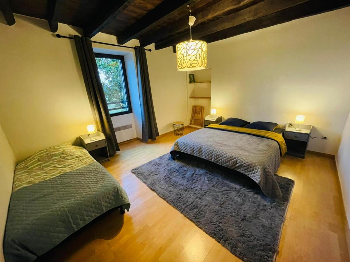 Maison Au Calme Pour 5 Personnes La Chapelle-de-Brain Екстер'єр фото